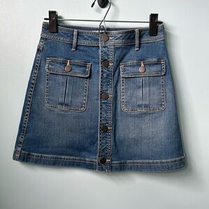 Hinge size 0 mini skirt